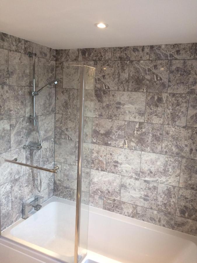 Beautiful En-Suite Bedroom Ipswich Exterior foto