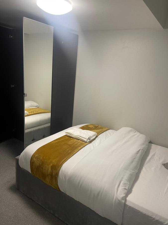 Beautiful En-Suite Bedroom Ipswich Exterior foto